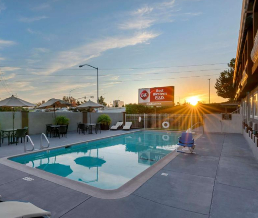 Outdoor Heated Swimming Pool